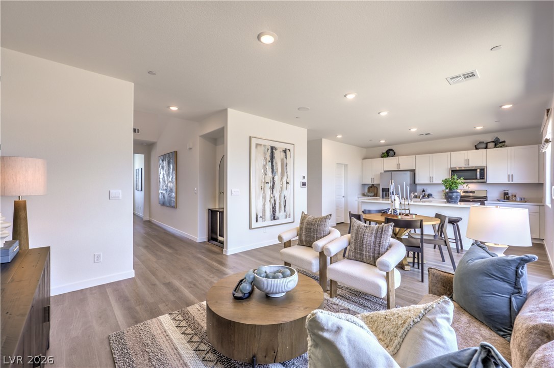 7405 Balenger Bay Avenue North Las Vegas NV 89084