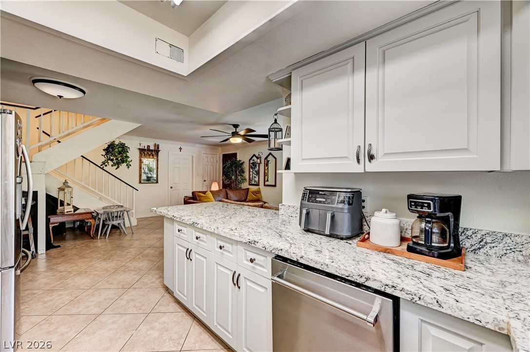 5889 Laredo Street Las Vegas NV 89146