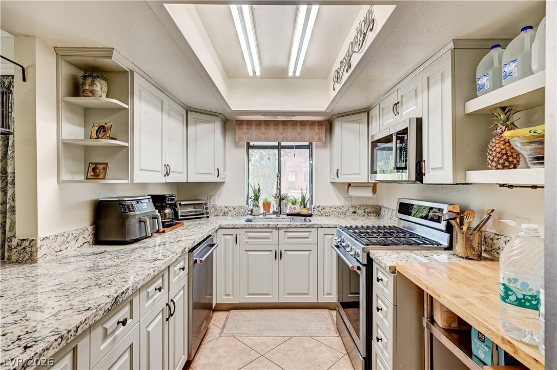 5889 Laredo Street Las Vegas NV 89146