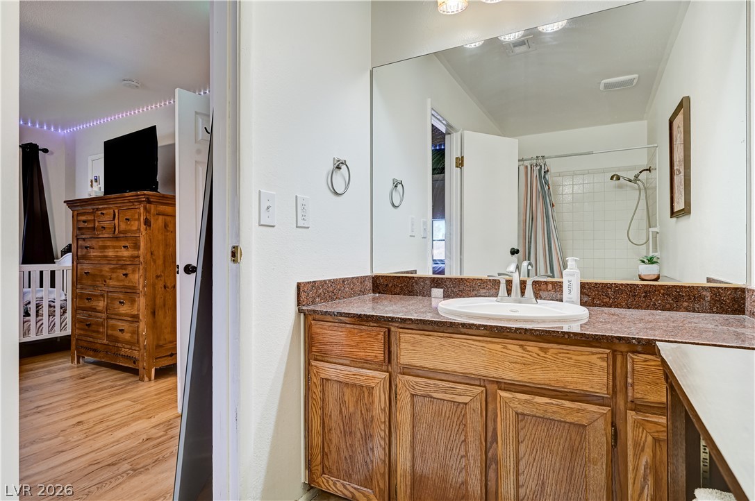 5889 Laredo Street Las Vegas NV 89146