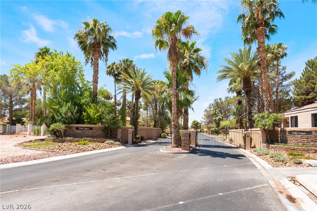 5216 Painted Lakes Way Las Vegas NV 89149