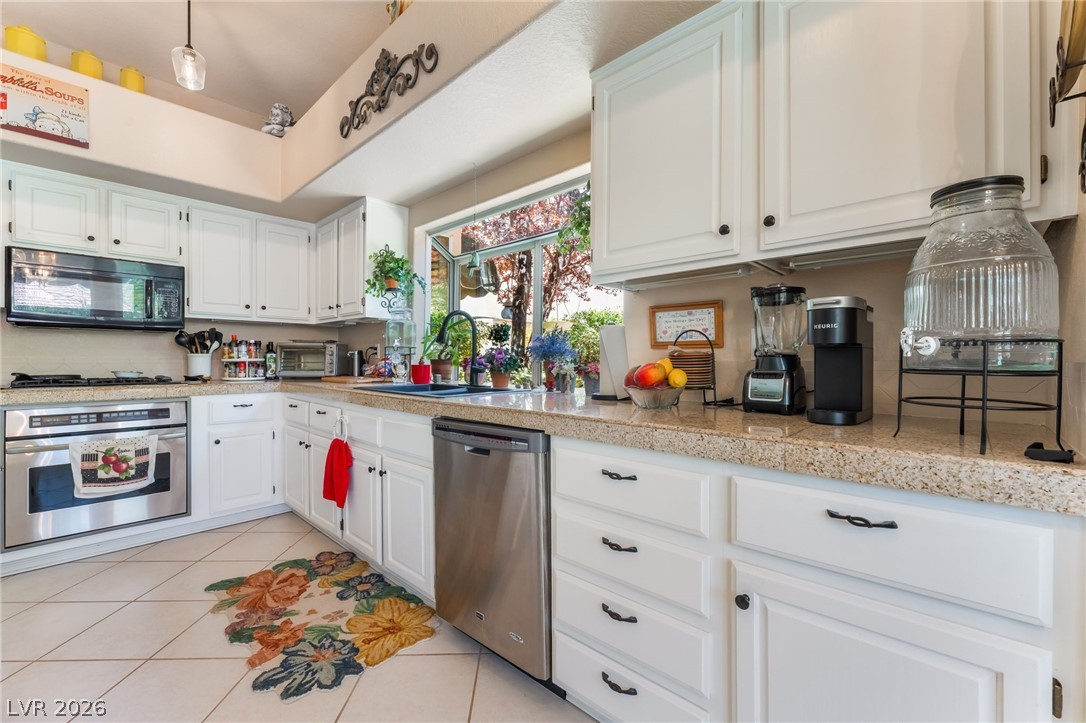 5216 Painted Lakes Way Las Vegas NV 89149