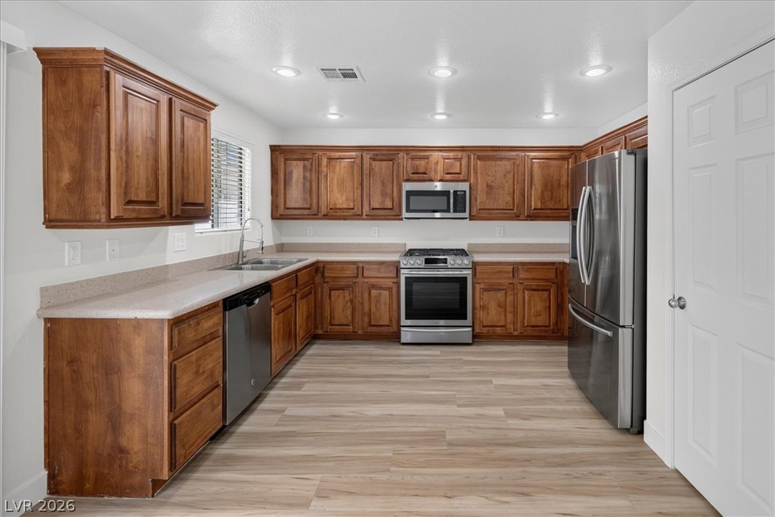 552 Albacate Street Henderson NV 89015