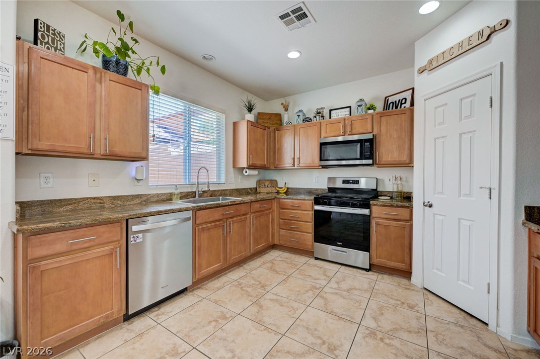 2884 Strathallan Avenue Henderson NV 89044