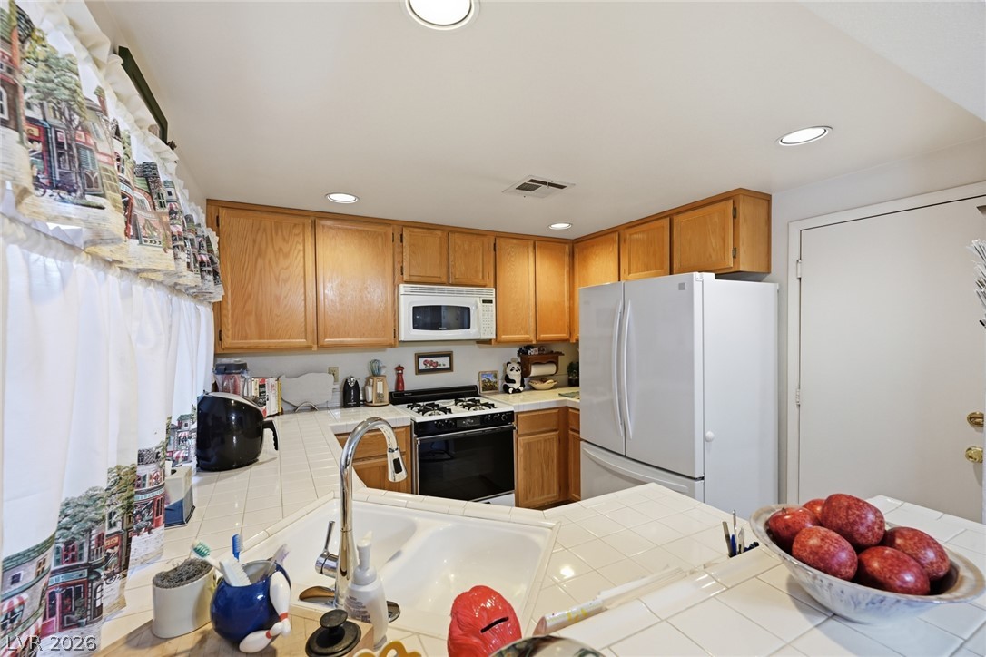 937 Plantation Acres Street Henderson NV 89014