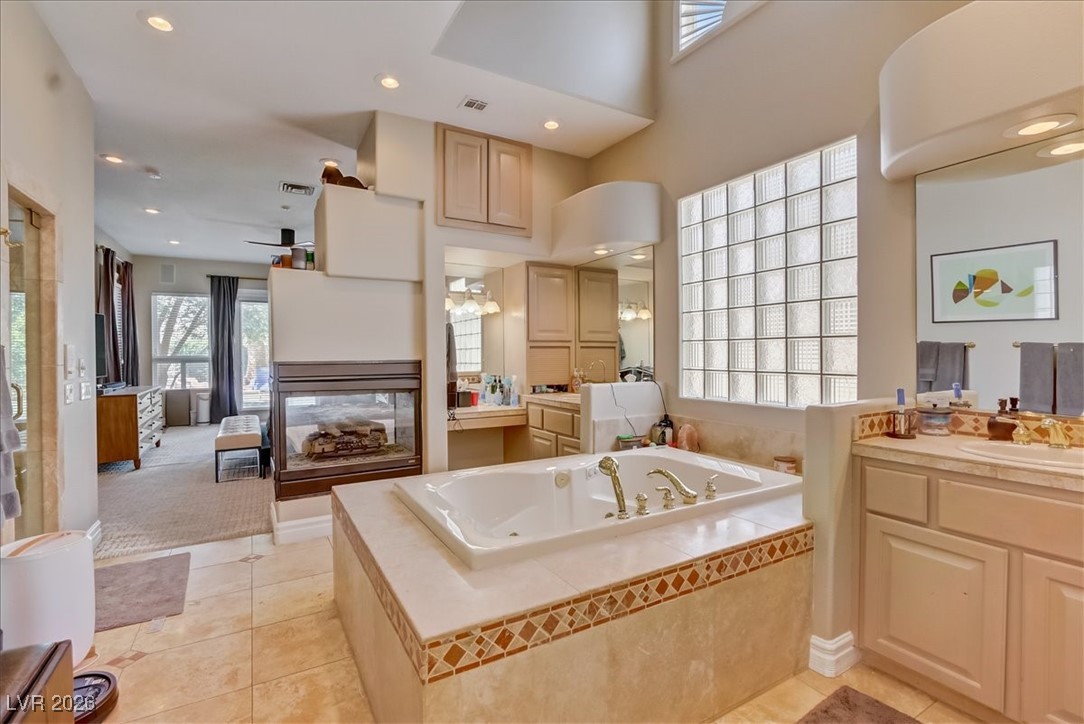 2500 Wimbledon Drive Las Vegas NV 89107