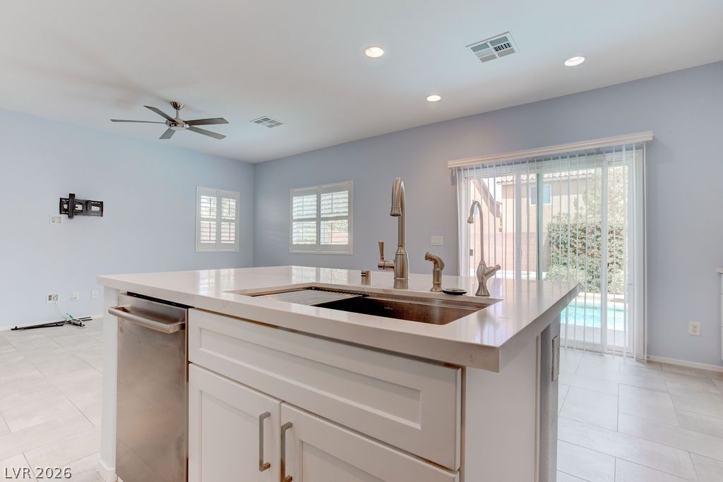 6442 Harline Heights Street Las Vegas NV 89113