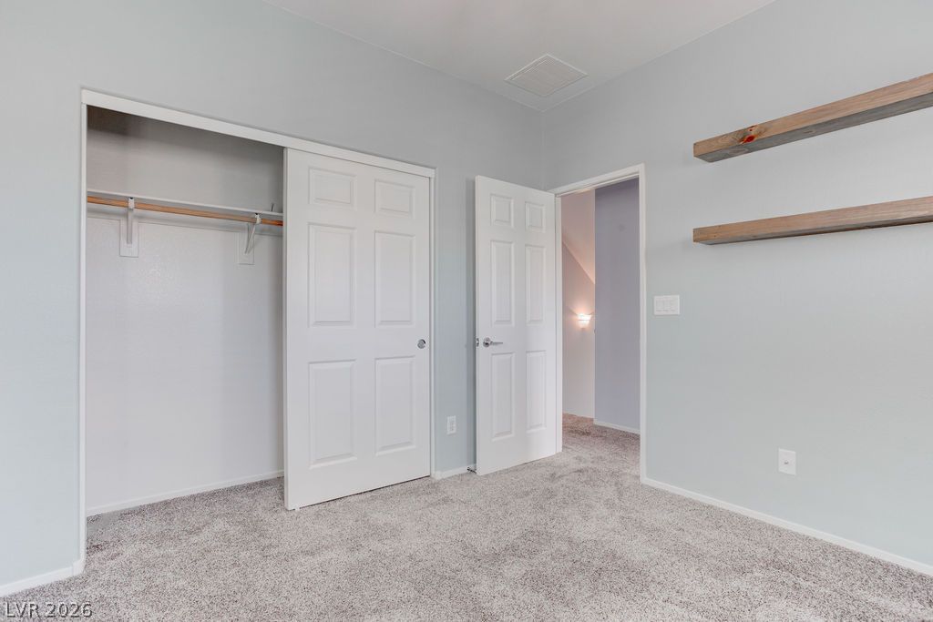 6442 Harline Heights Street Las Vegas NV 89113