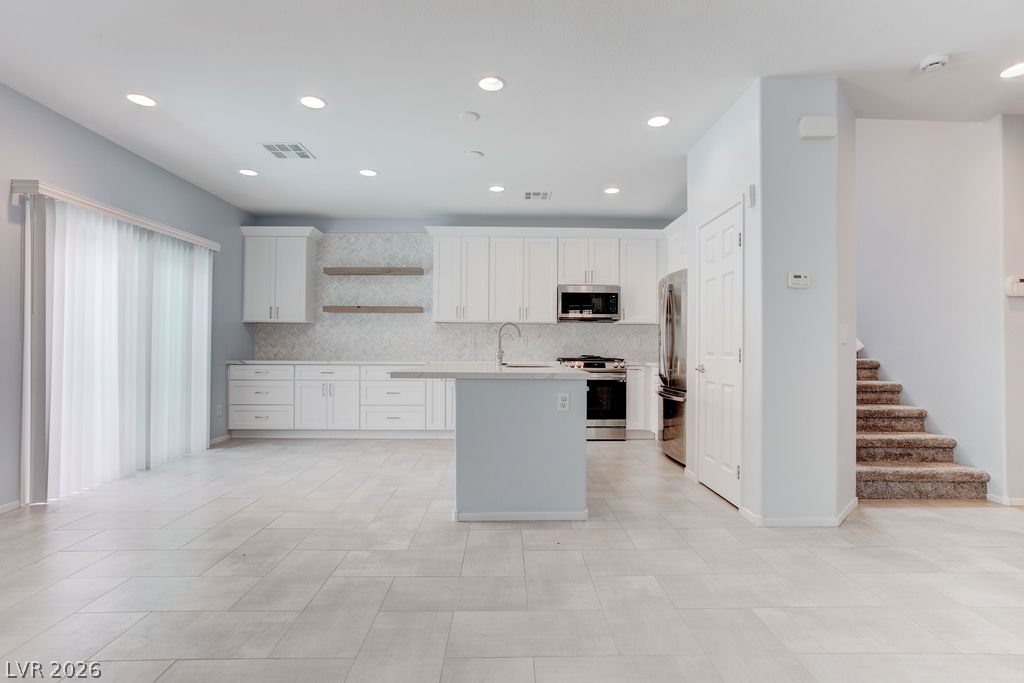 6442 Harline Heights Street Las Vegas NV 89113