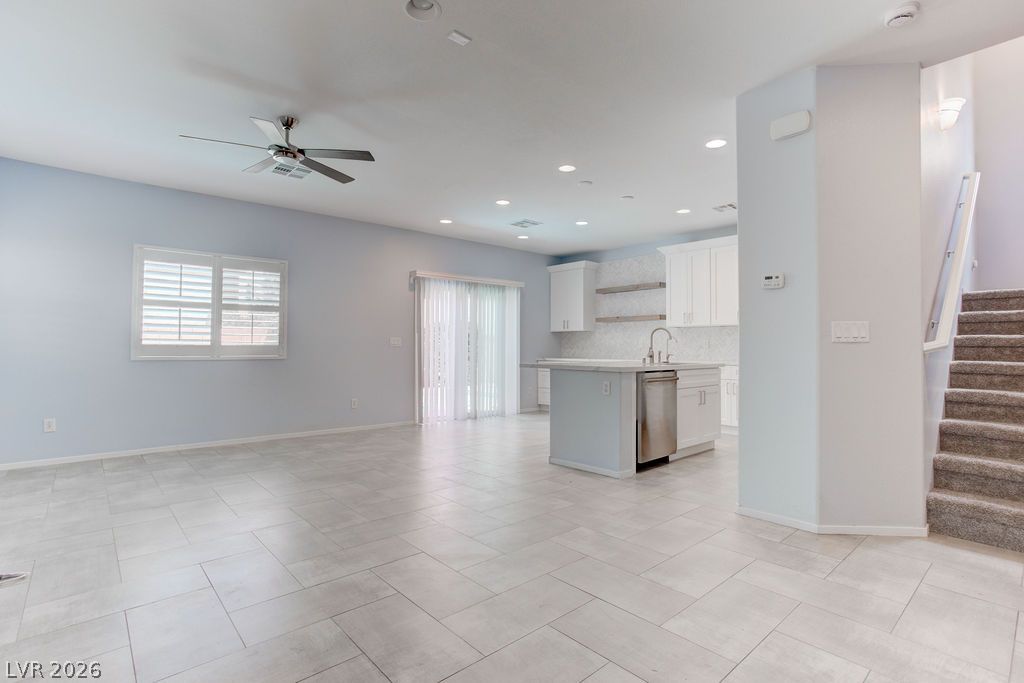 6442 Harline Heights Street Las Vegas NV 89113