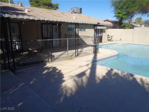 4013 El Camino Avenue Las Vegas NV 89102