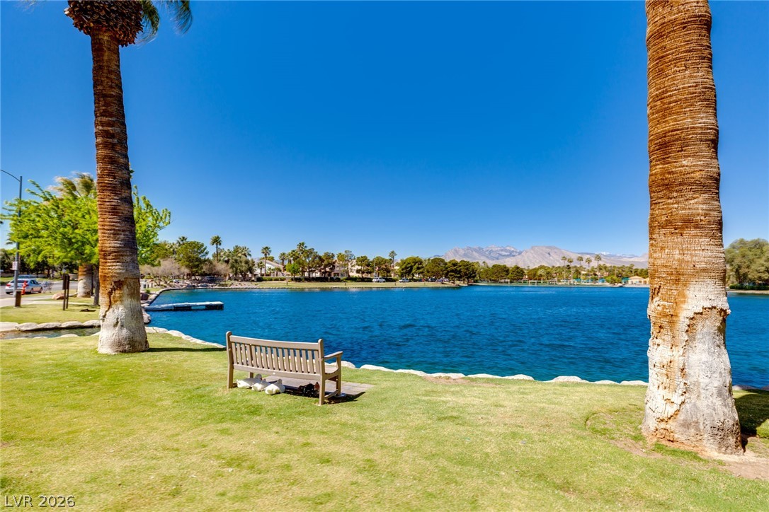 8001 Ryans Reef Lane Las Vegas NV 89128