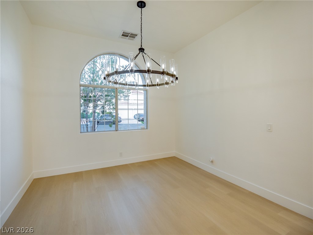 2729 Beachside Court Las Vegas NV 89117