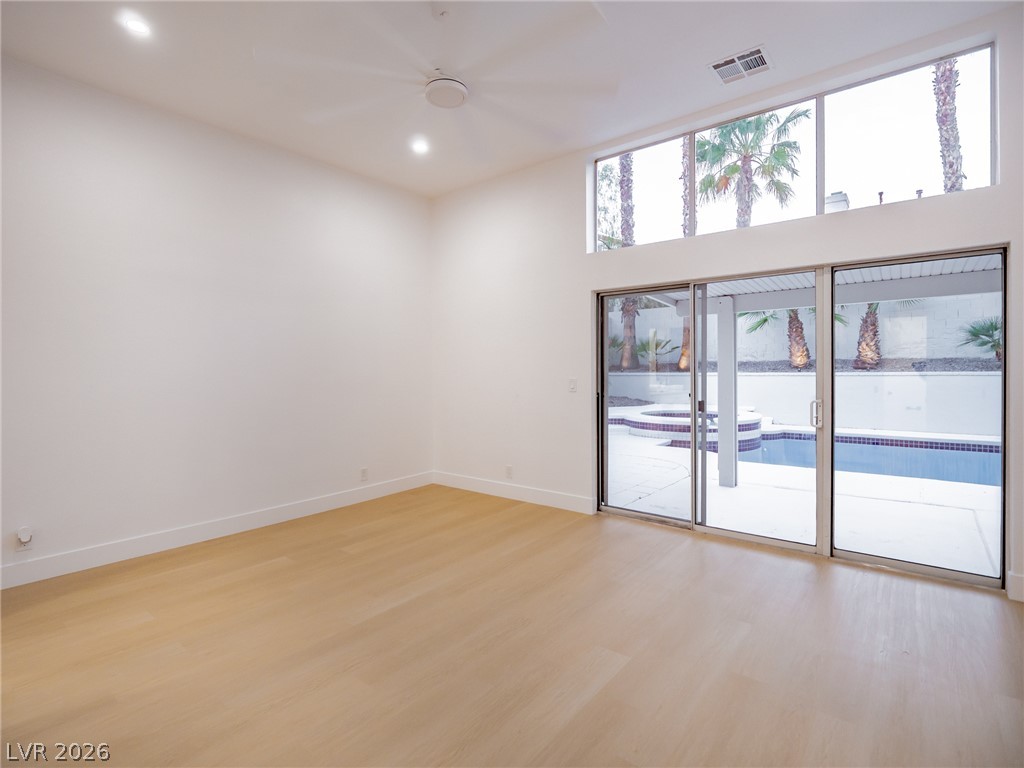 2729 Beachside Court Las Vegas NV 89117