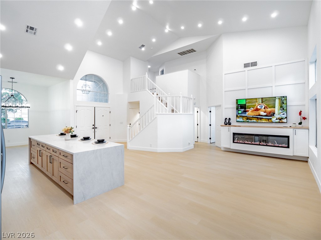 2729 Beachside Court Las Vegas NV 89117