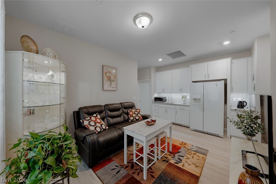 333 Crimson Edge Street Henderson NV 89012