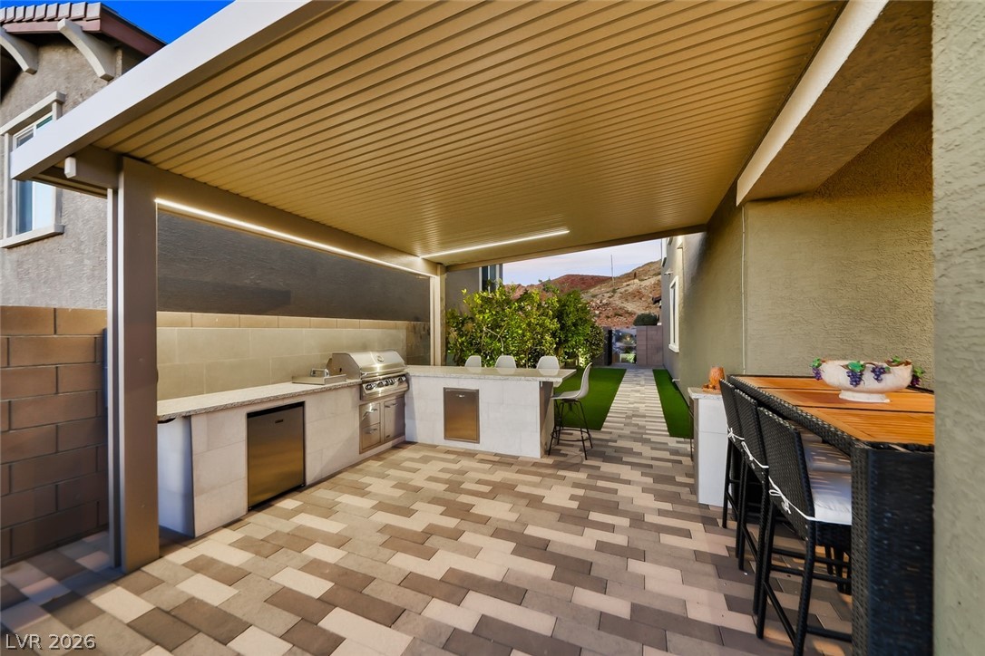 333 Crimson Edge Street Henderson NV 89012
