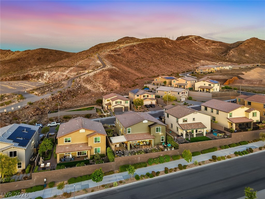 333 Crimson Edge Street Henderson NV 89012