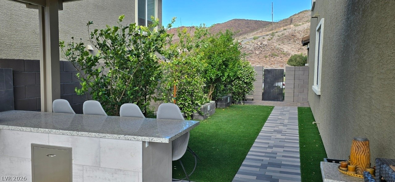 333 Crimson Edge Street Henderson NV 89012