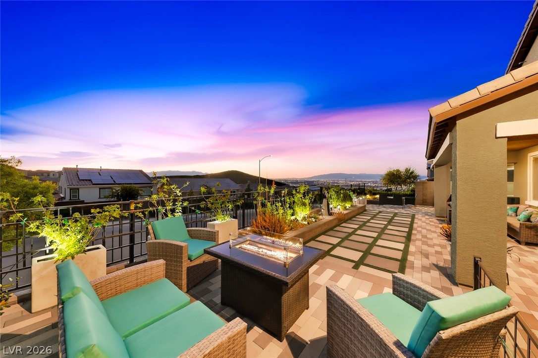 333 Crimson Edge Street Henderson NV 89012