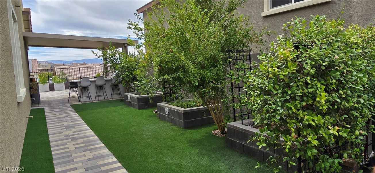 333 Crimson Edge Street Henderson NV 89012
