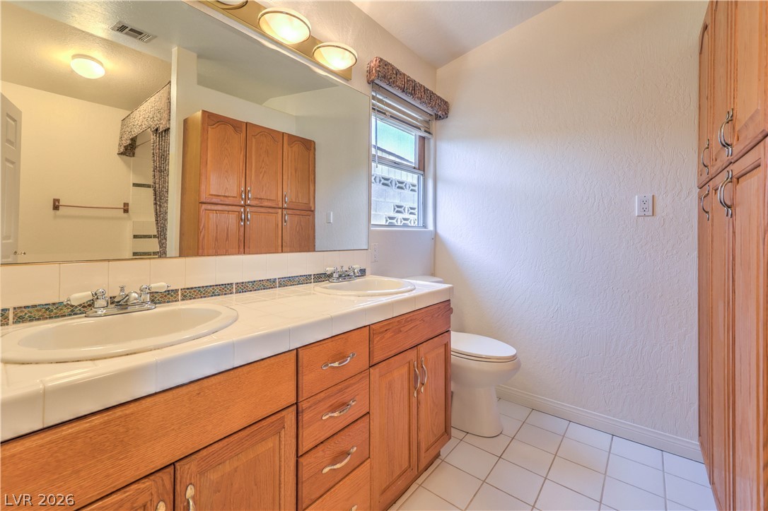 4465 East Cleveland Avenue Las Vegas NV 89104
