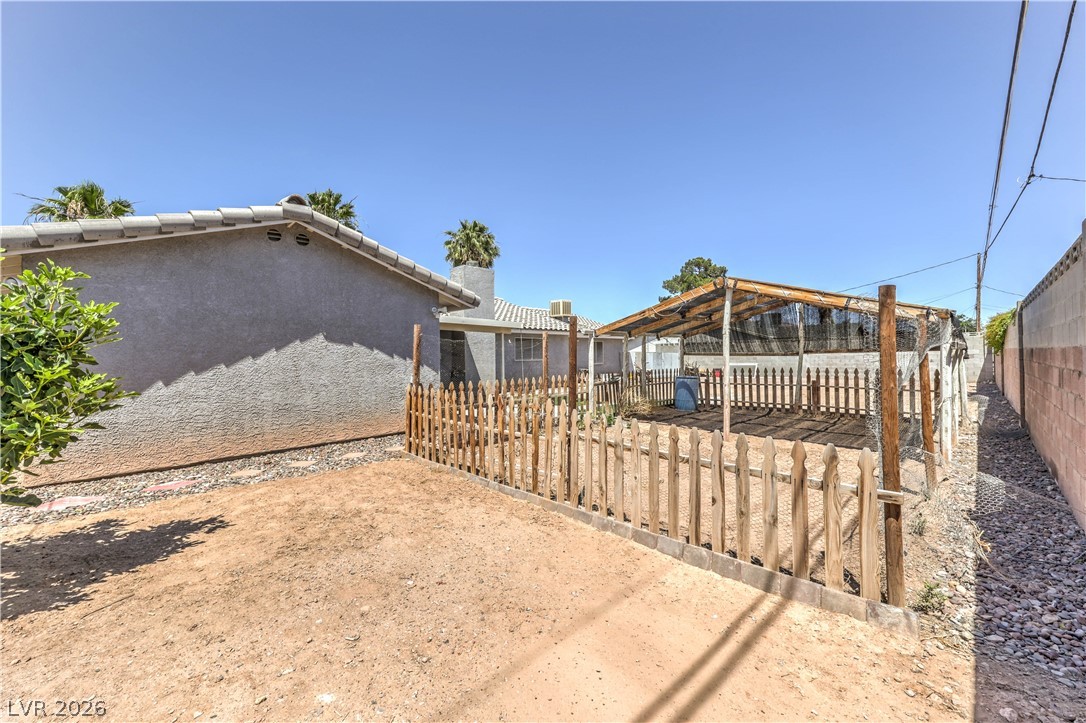 4465 East Cleveland Avenue Las Vegas NV 89104