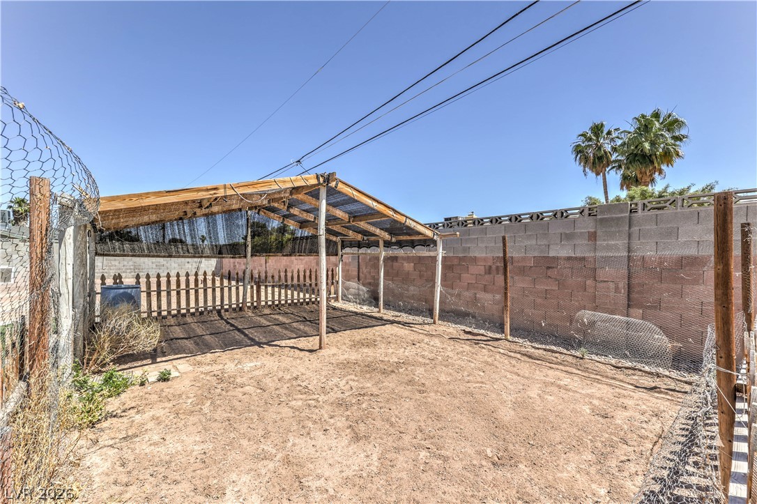 4465 East Cleveland Avenue Las Vegas NV 89104
