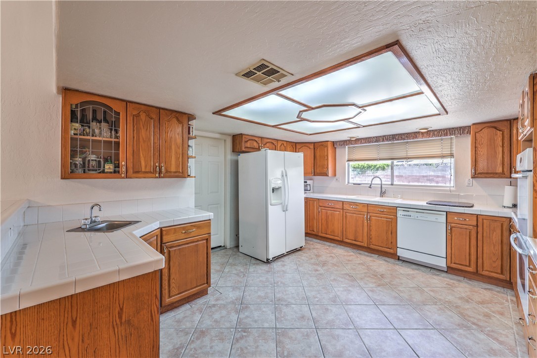 4465 East Cleveland Avenue Las Vegas NV 89104
