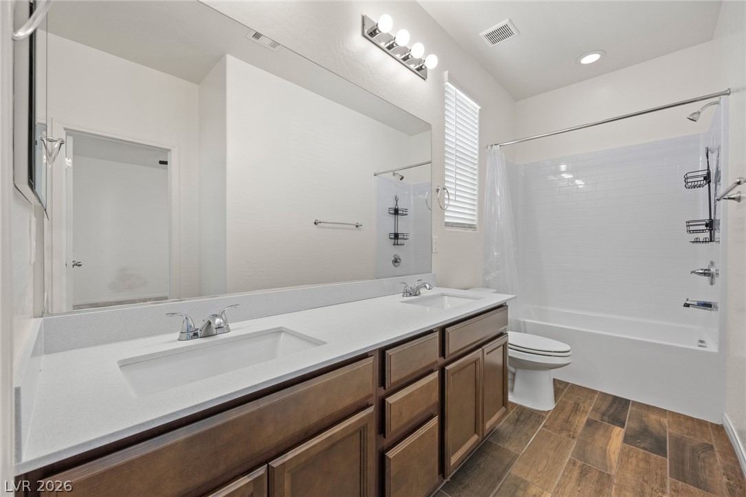 6721 Sycamore Pines Street Las Vegas NV 89149
