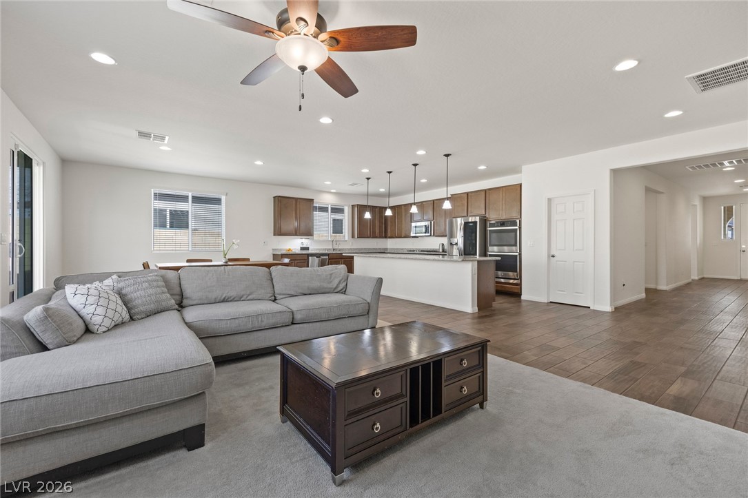 6721 Sycamore Pines Street Las Vegas NV 89149