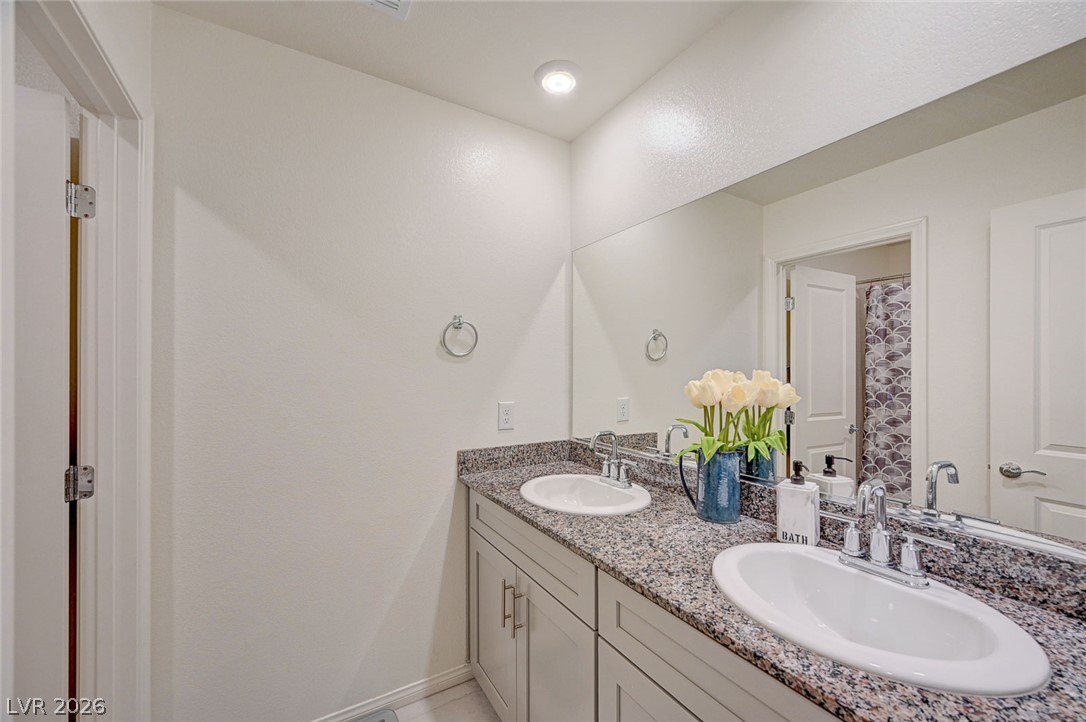 7711 Duran Harbor Lane North Las Vegas NV 89084