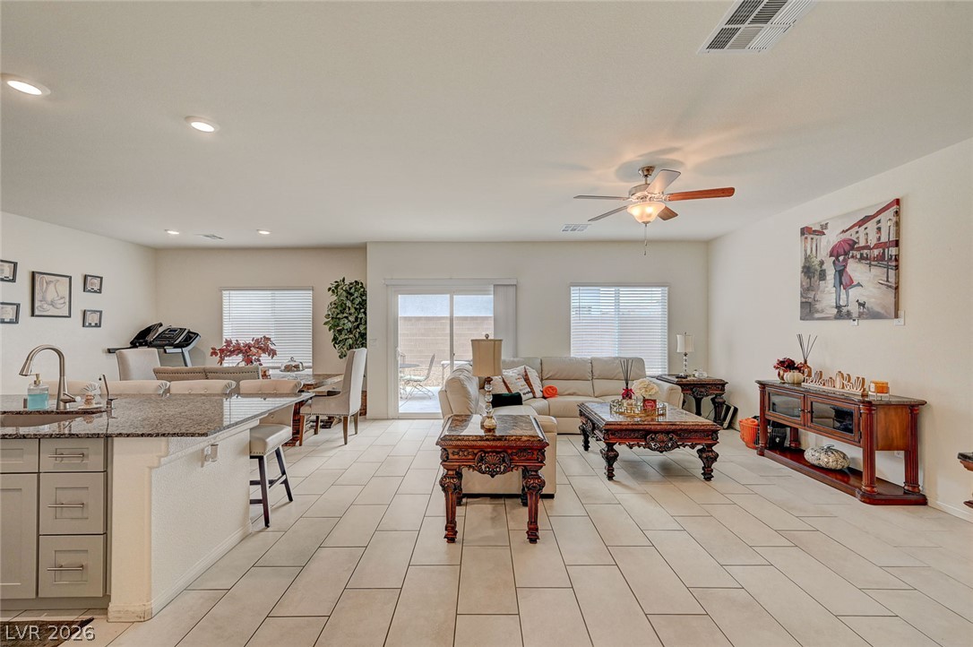 7711 Duran Harbor Lane North Las Vegas NV 89084