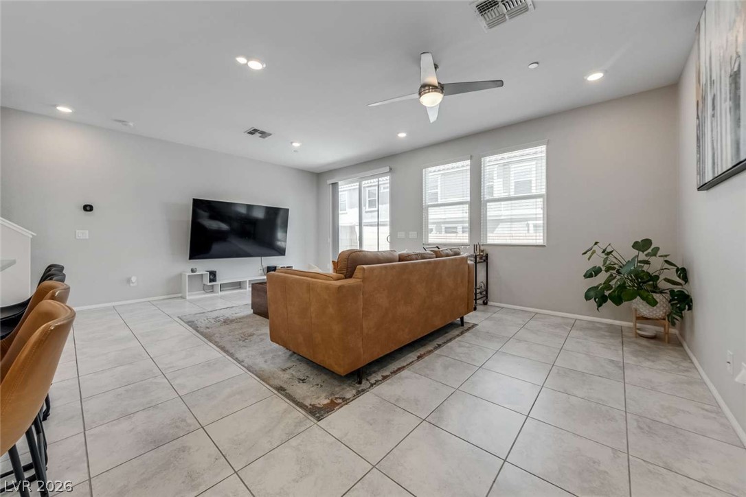 5312 Silver Branch Las Vegas NV 89918