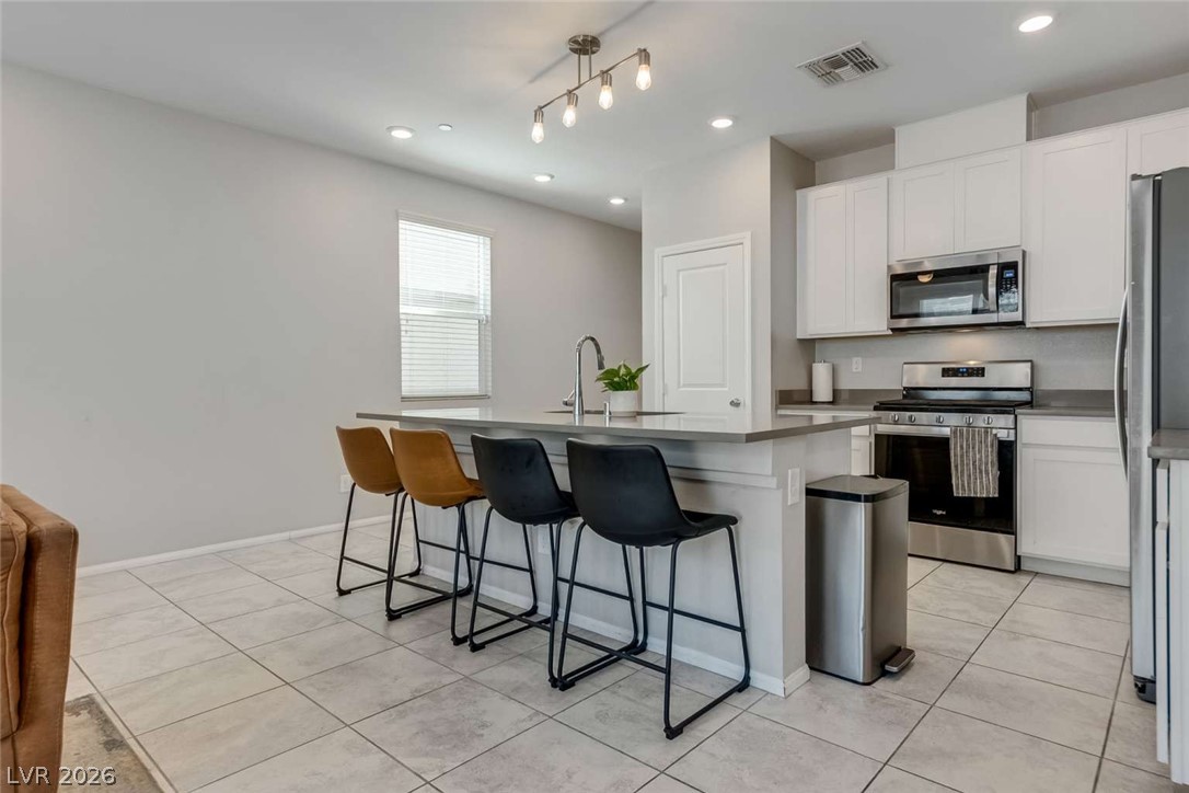 5312 Silver Branch Las Vegas NV 89918