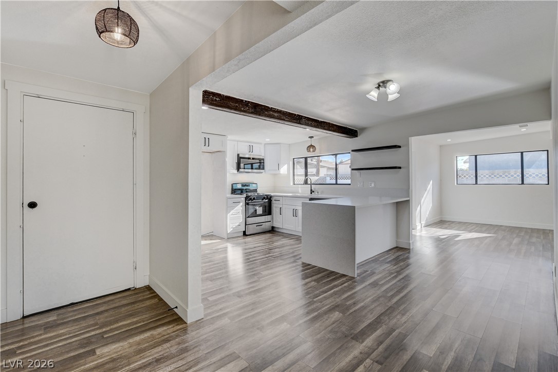4999 Meredith Avenue Las Vegas NV 89121