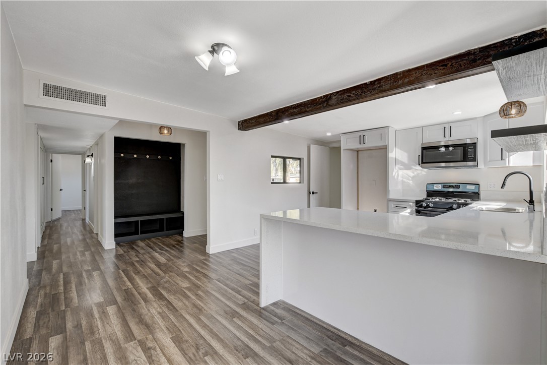 4999 Meredith Avenue Las Vegas NV 89121