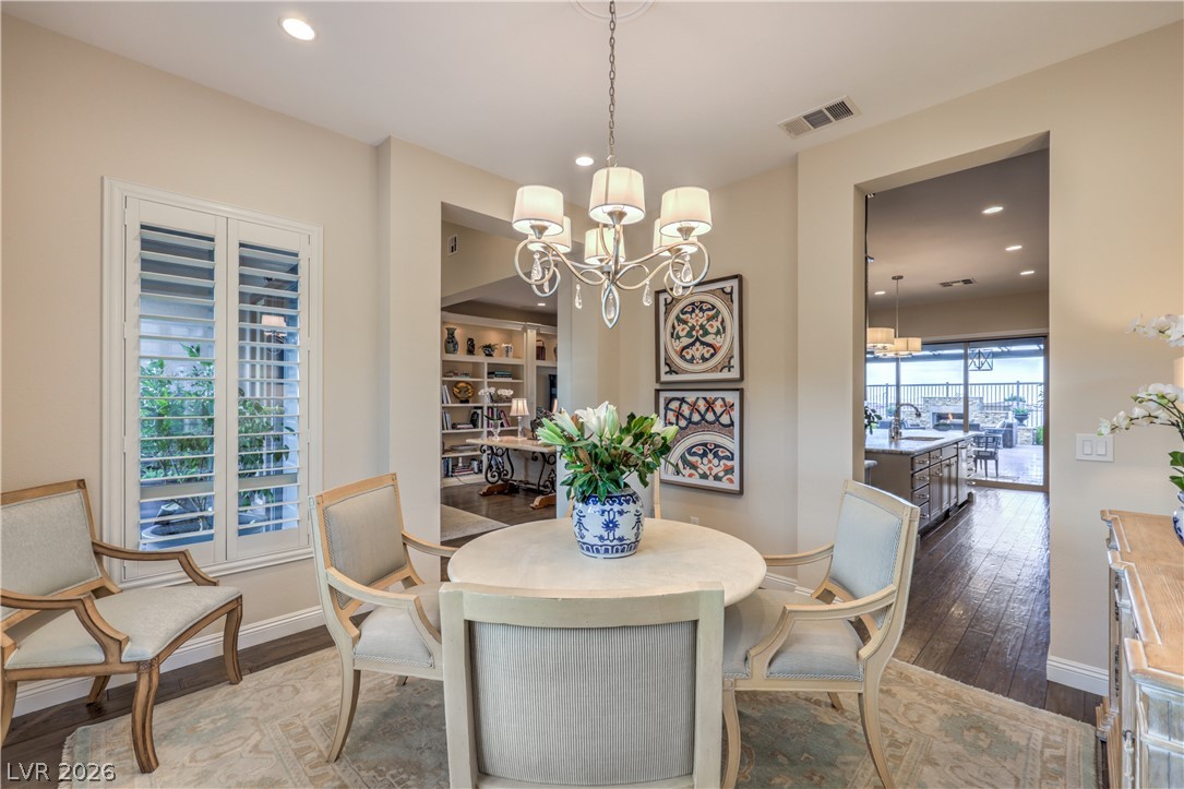 6842 Regency Crest Drive Las Vegas NV 89148