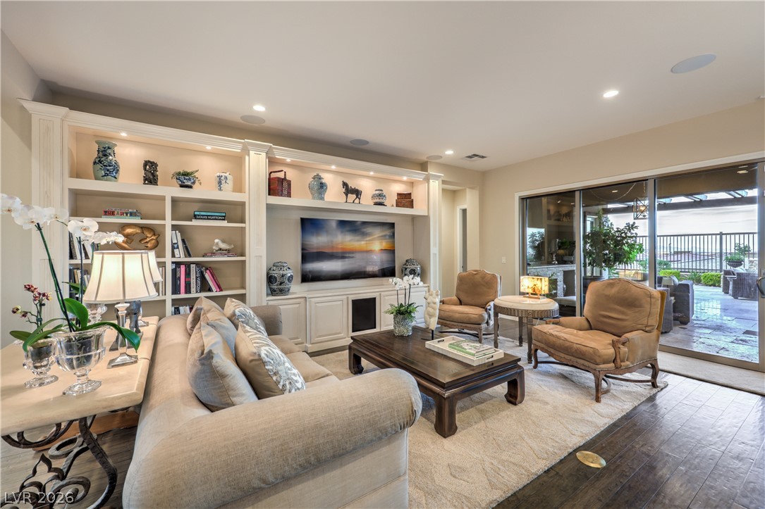 6842 Regency Crest Drive Las Vegas NV 89148
