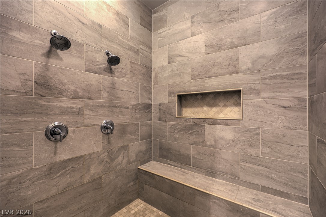 6842 Regency Crest Drive Las Vegas NV 89148