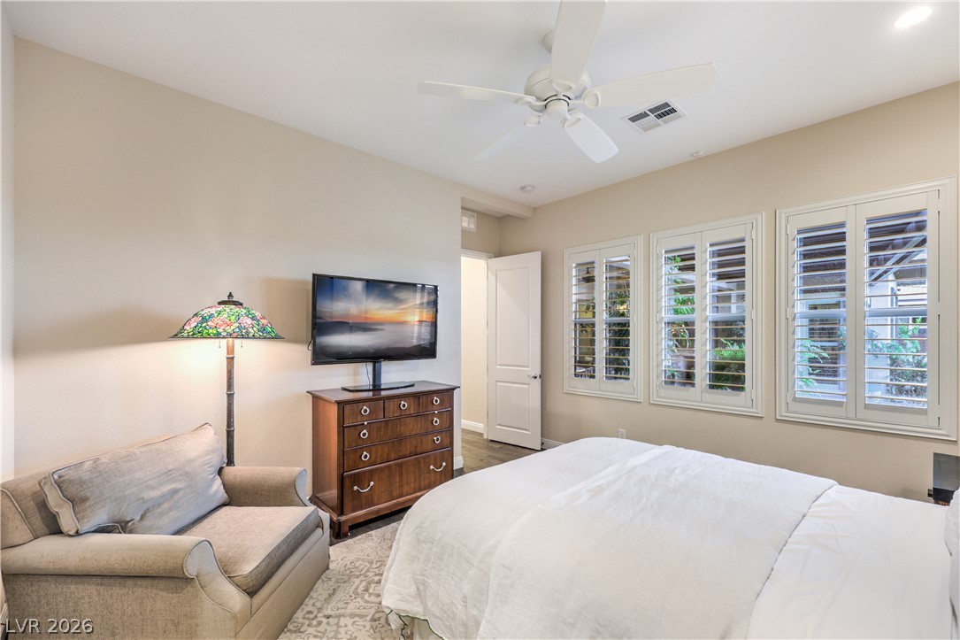 6842 Regency Crest Drive Las Vegas NV 89148