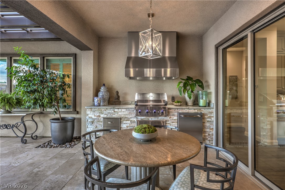 6842 Regency Crest Drive Las Vegas NV 89148