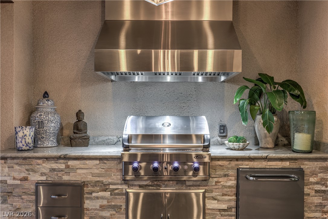 6842 Regency Crest Drive Las Vegas NV 89148