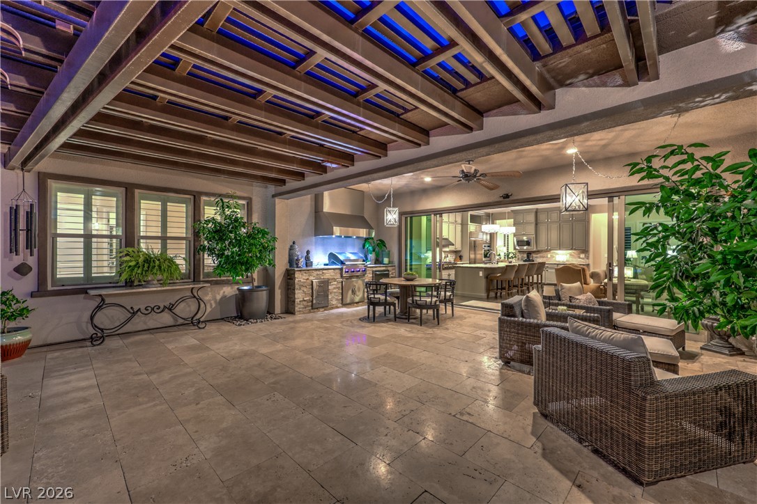 6842 Regency Crest Drive Las Vegas NV 89148