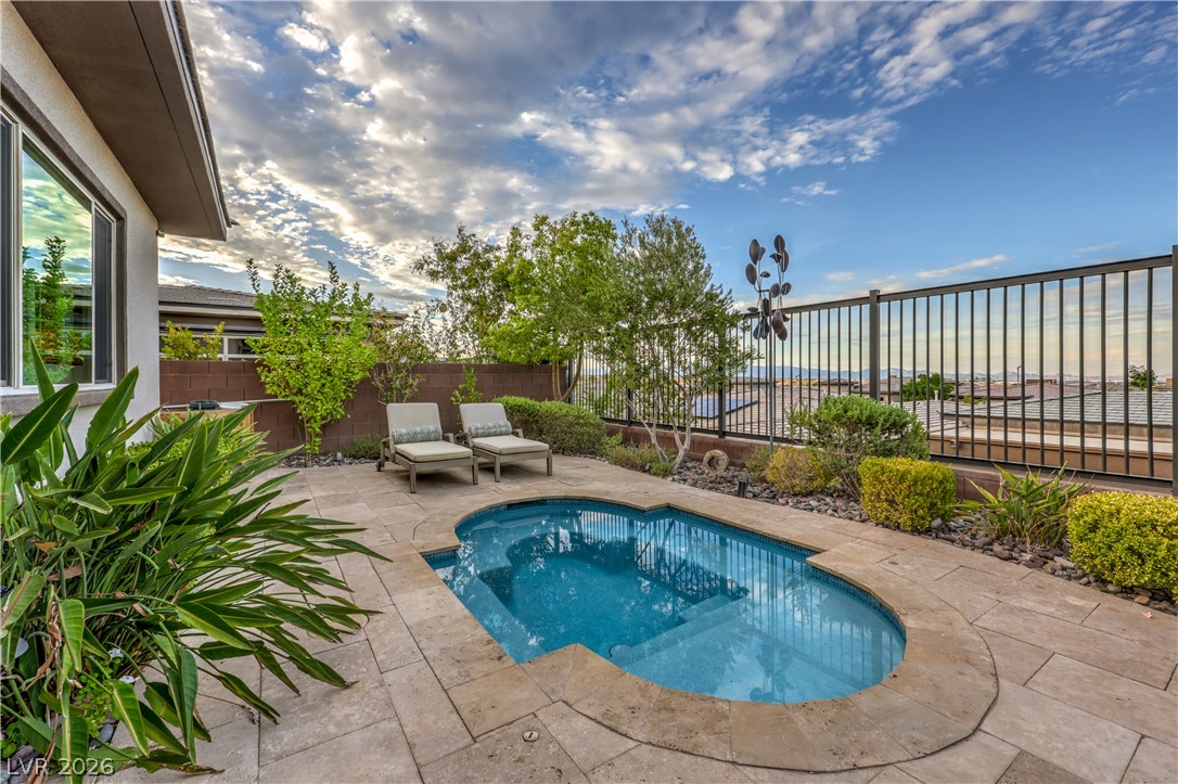 6842 Regency Crest Drive Las Vegas NV 89148
