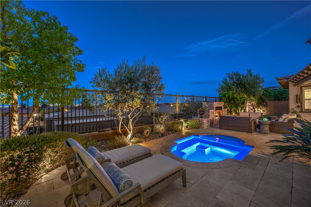 6842 Regency Crest Drive Las Vegas NV 89148