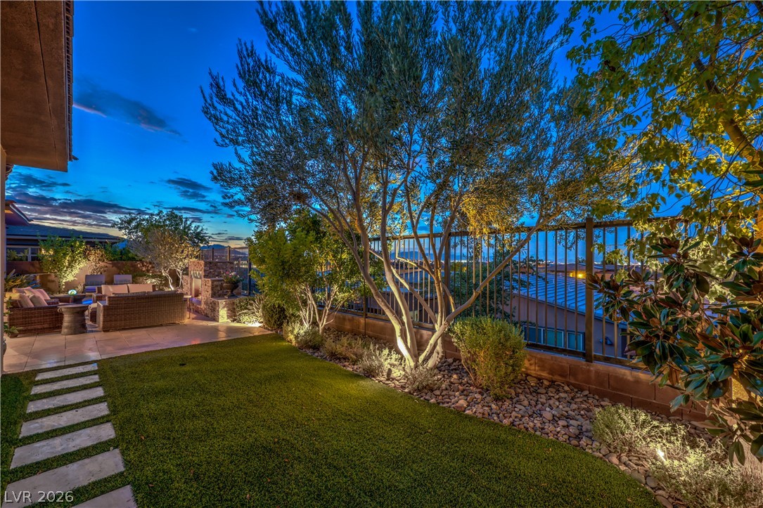 6842 Regency Crest Drive Las Vegas NV 89148