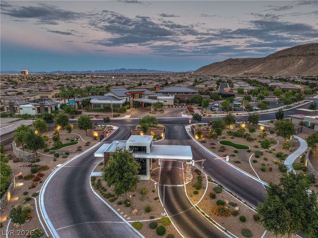 6842 Regency Crest Drive Las Vegas NV 89148