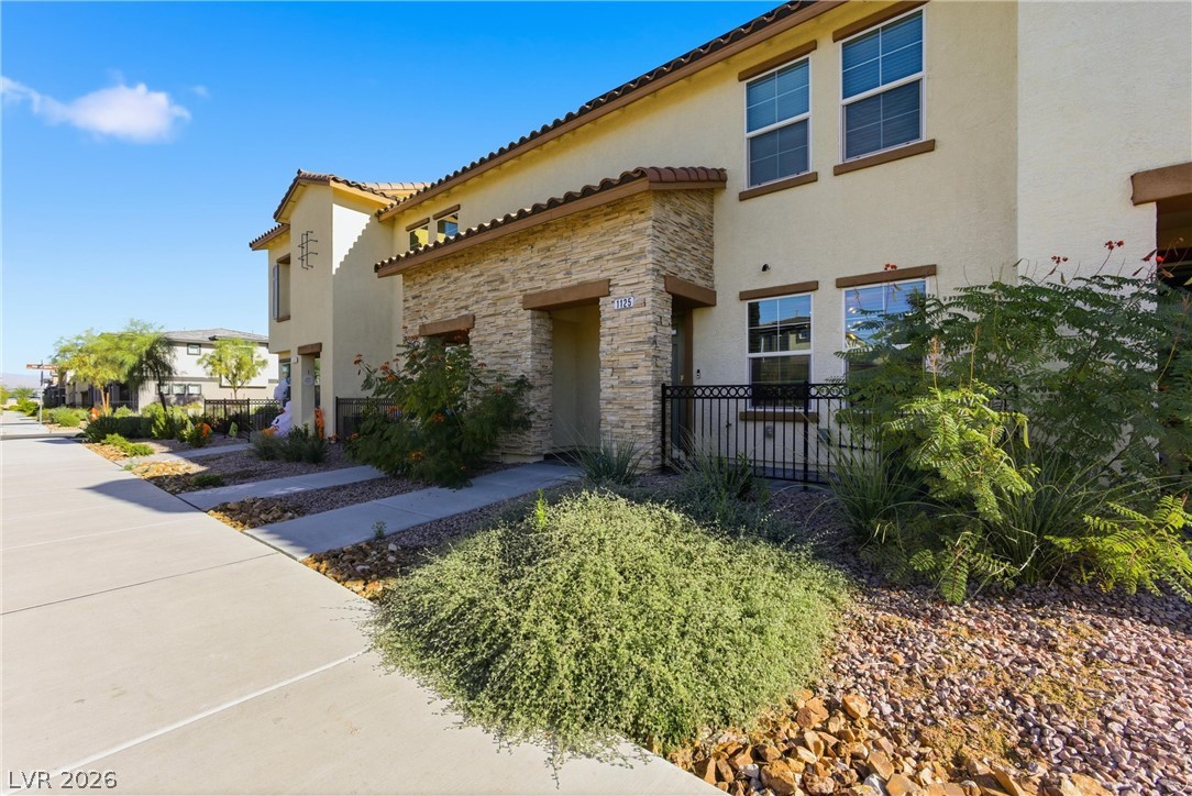 1125 Meadow Sparrow Place Henderson NV 89011