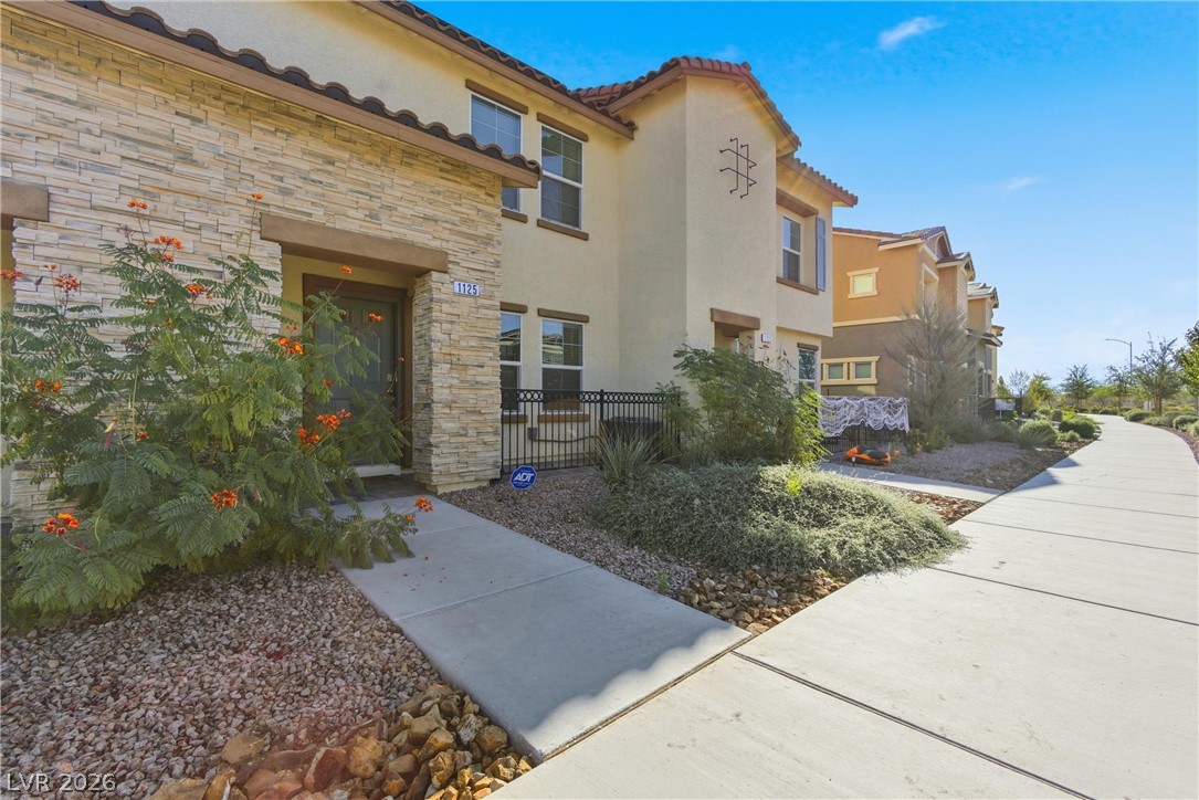 1125 Meadow Sparrow Place Henderson NV 89011
